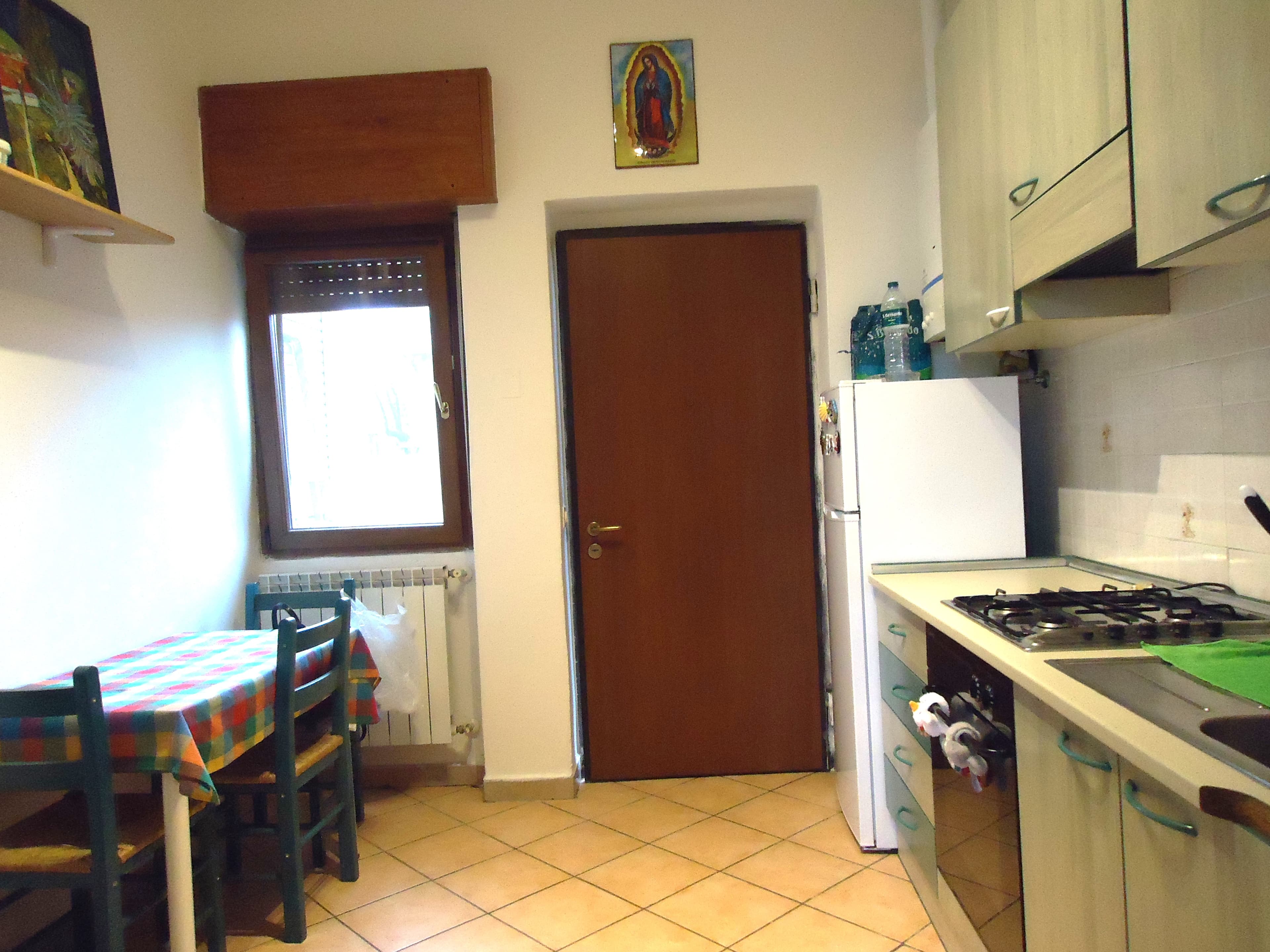 APPARTAMENTO IN CORTE SENZA SPESE CONDOMINIALI - Immagine 3